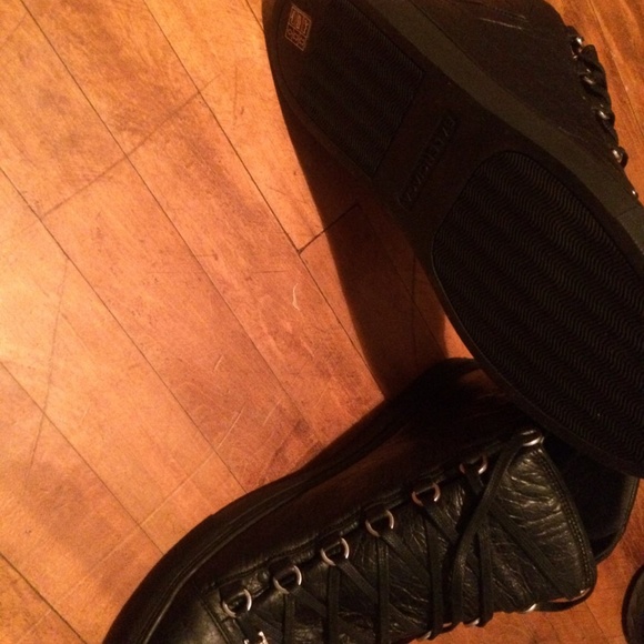 Balencinga - Picture 2 of 3